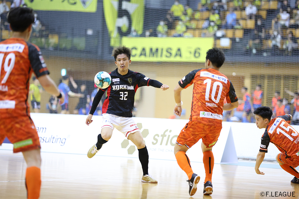 宮崎岳選手 北九州 ｆリーグ通算100試合出場達成 ｆリーグ公式サイト